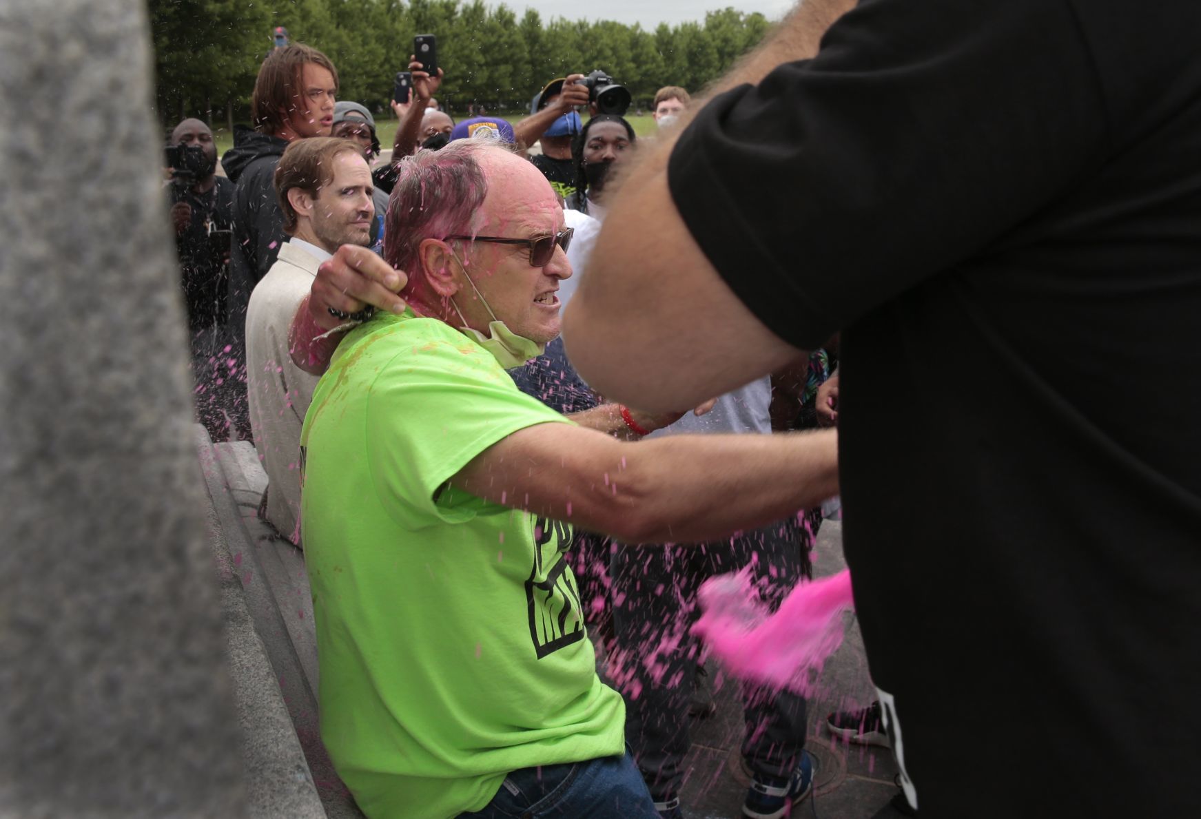 Protest over statue of St. Louis' namesake